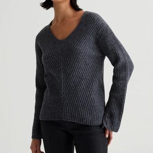 AG Jeans Naemi V Neck Sweater Charcoal Size Large
